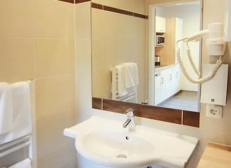 Szálloda Goldener Adler 3*