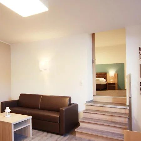 Goldener Adler فندق لينتز