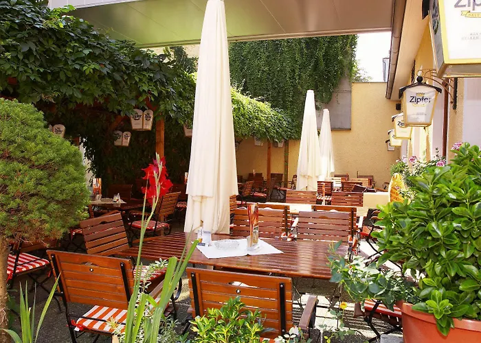 Goldener Adler 3* لينتز