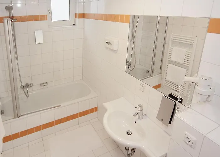 Goldener Adler 3* لينتز